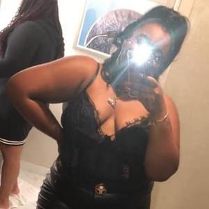 Meet your Posher, Davette